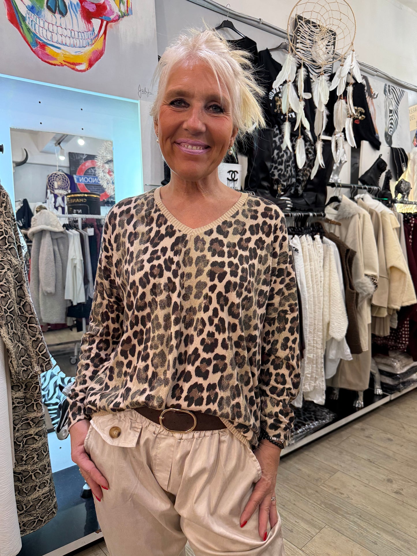 Pull léo brillant foncé