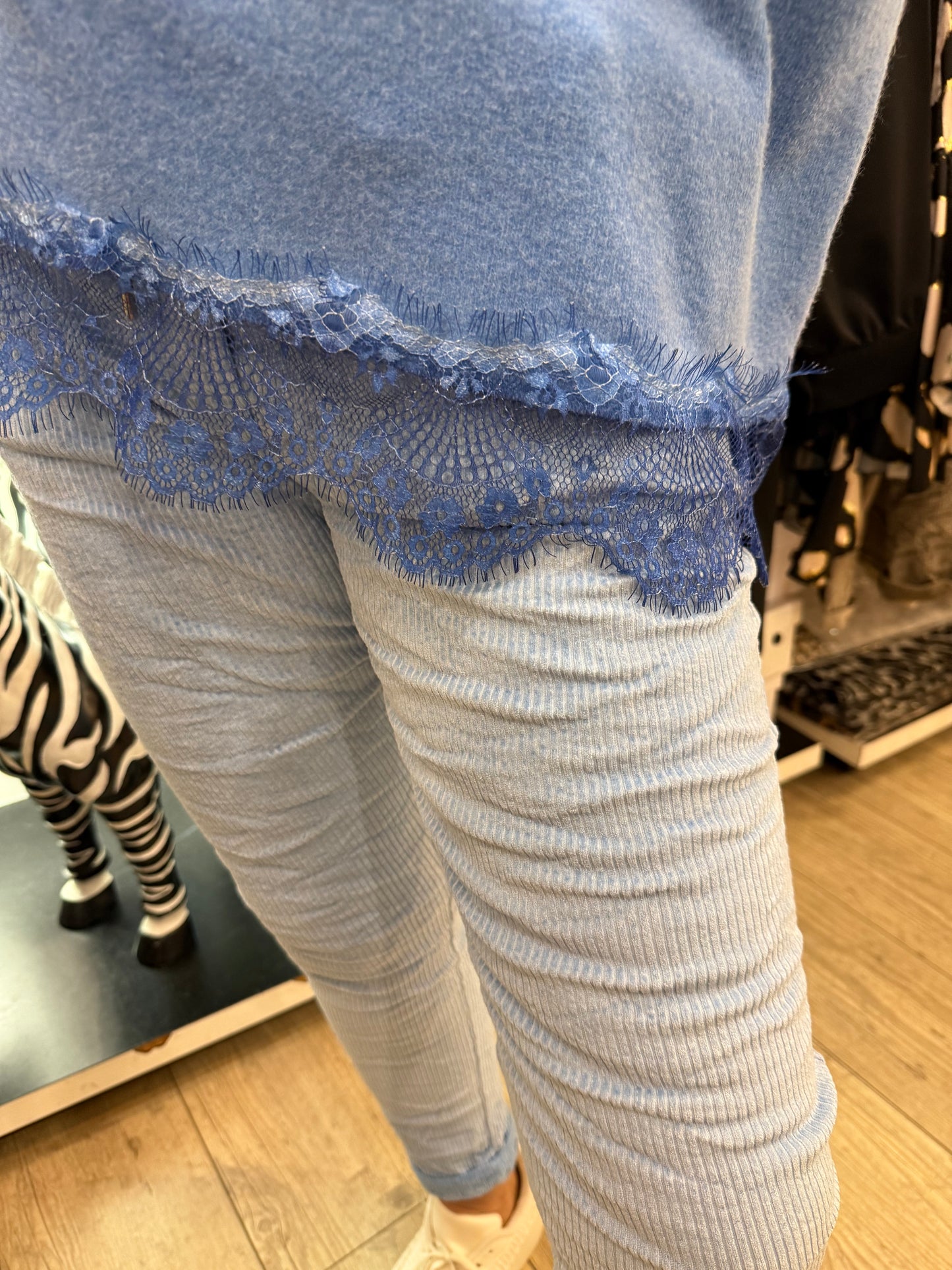 Pantalon magique velours ciel