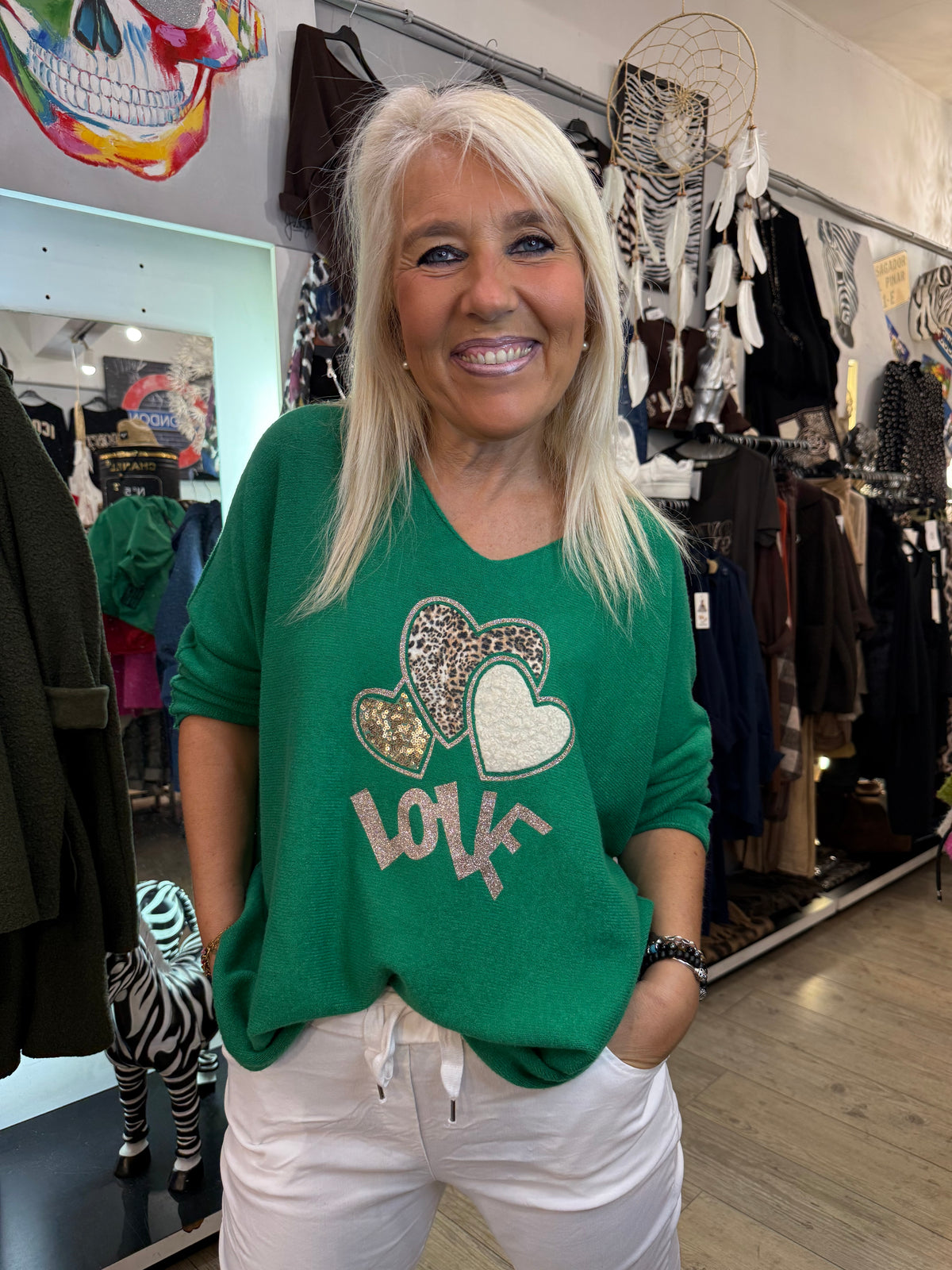 Pull love vert