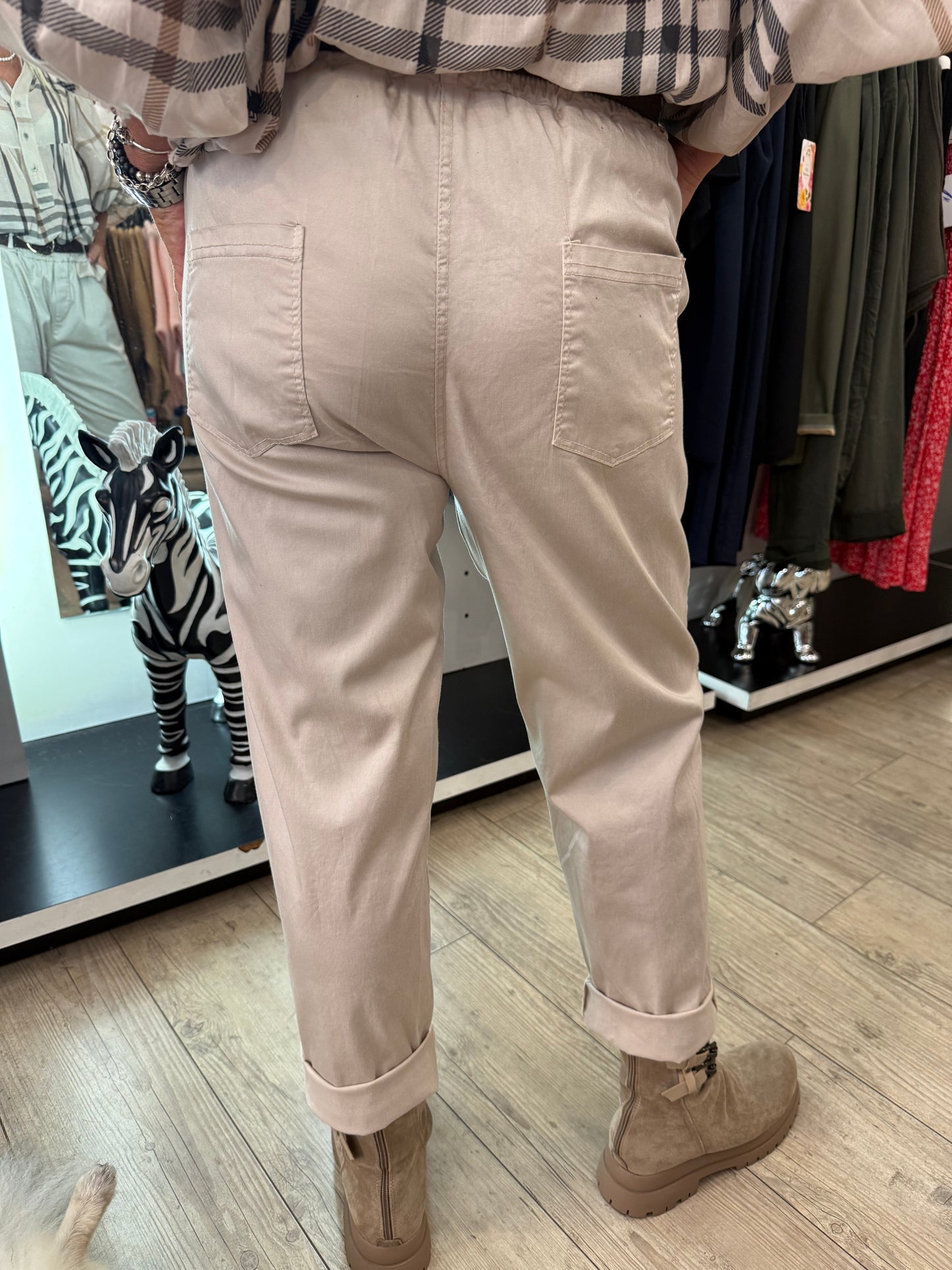 Pantalon beige ceinture