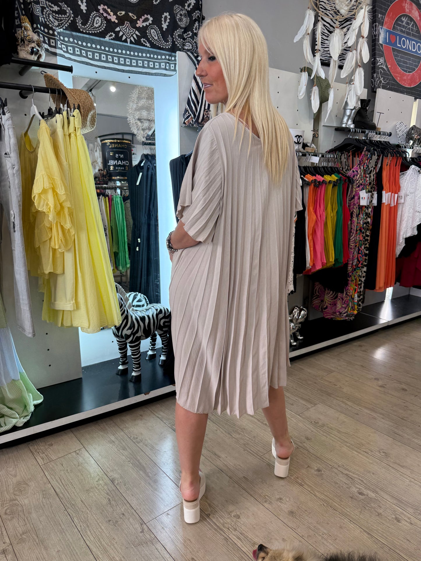 Robe Nero beige