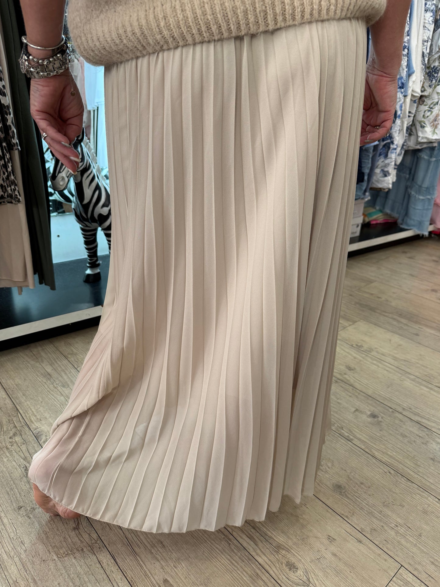 Jupe plissée beige gde taille