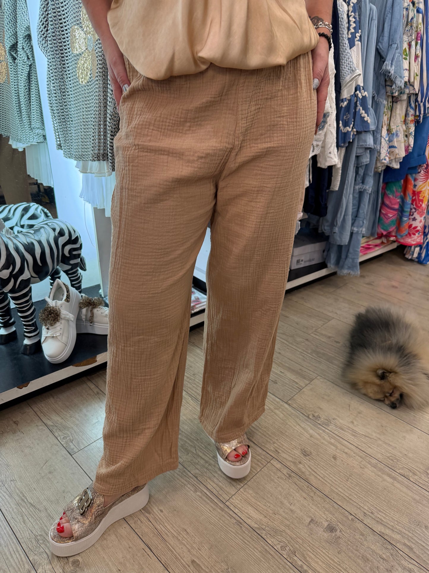 Pantalon gaz de coton camél