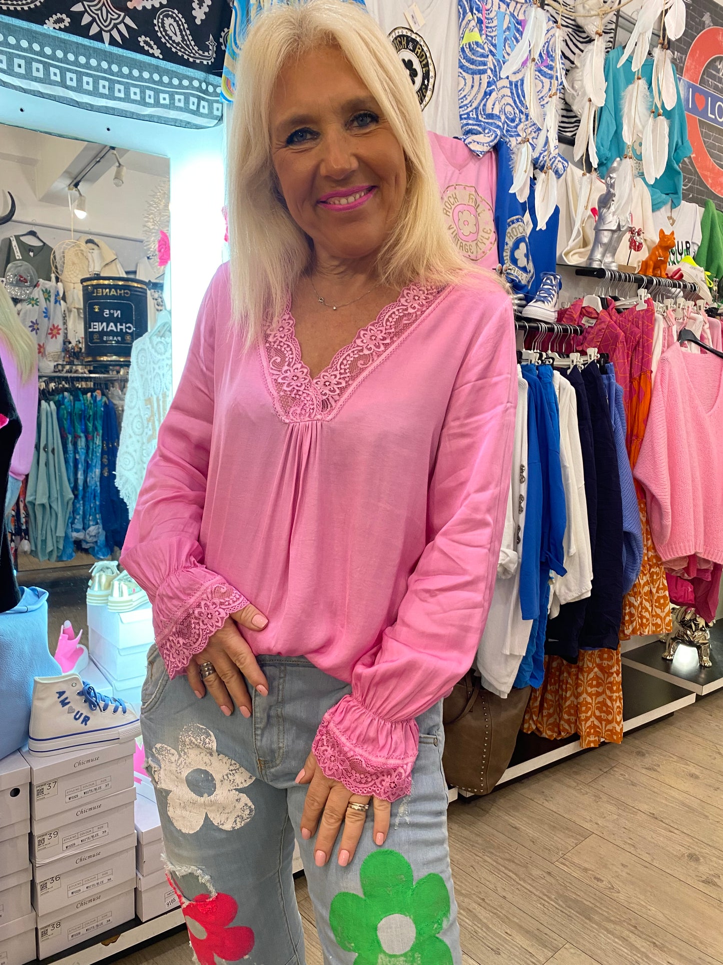 Top dentelle rose bb