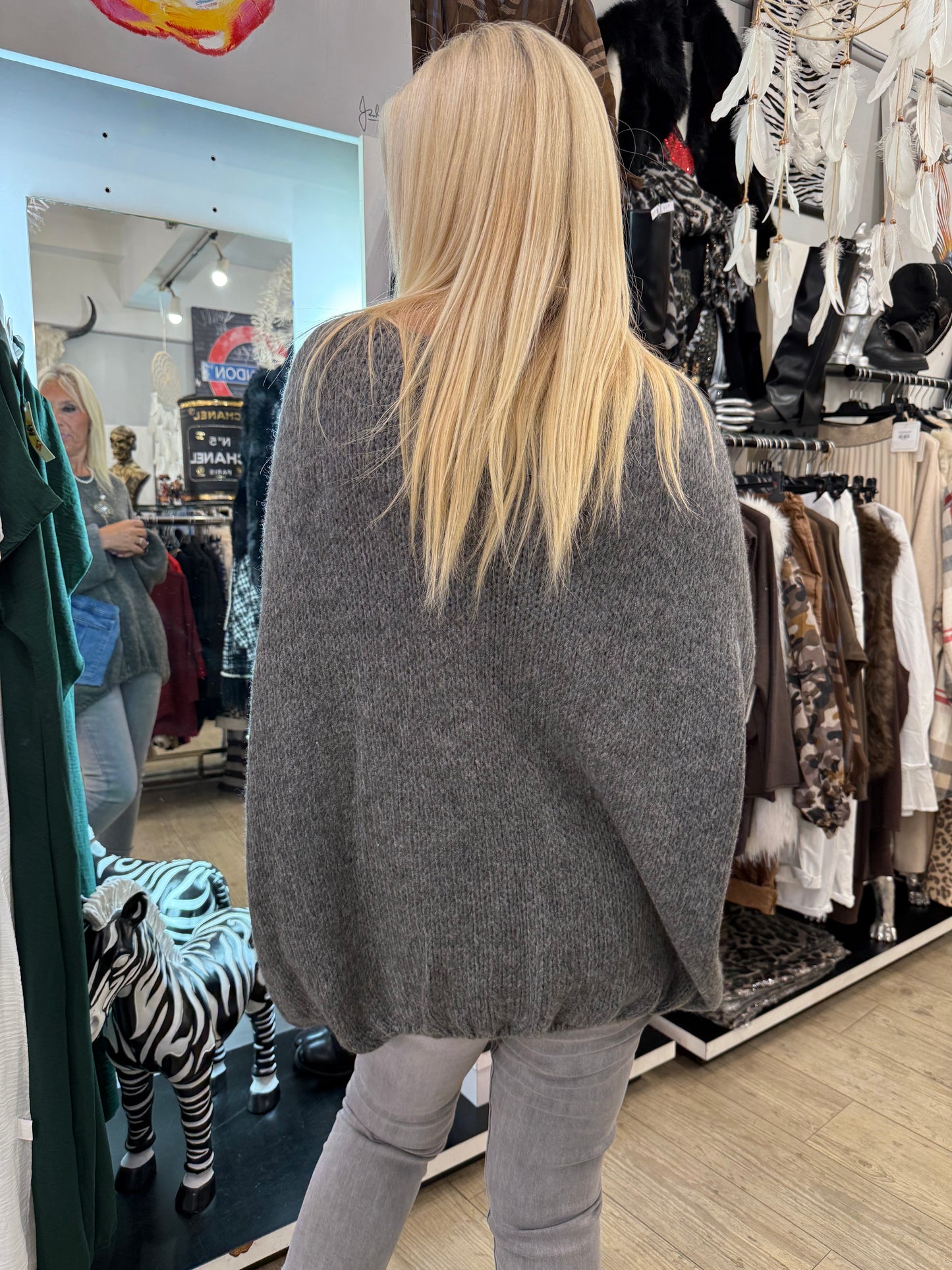 Pull enjoy gris