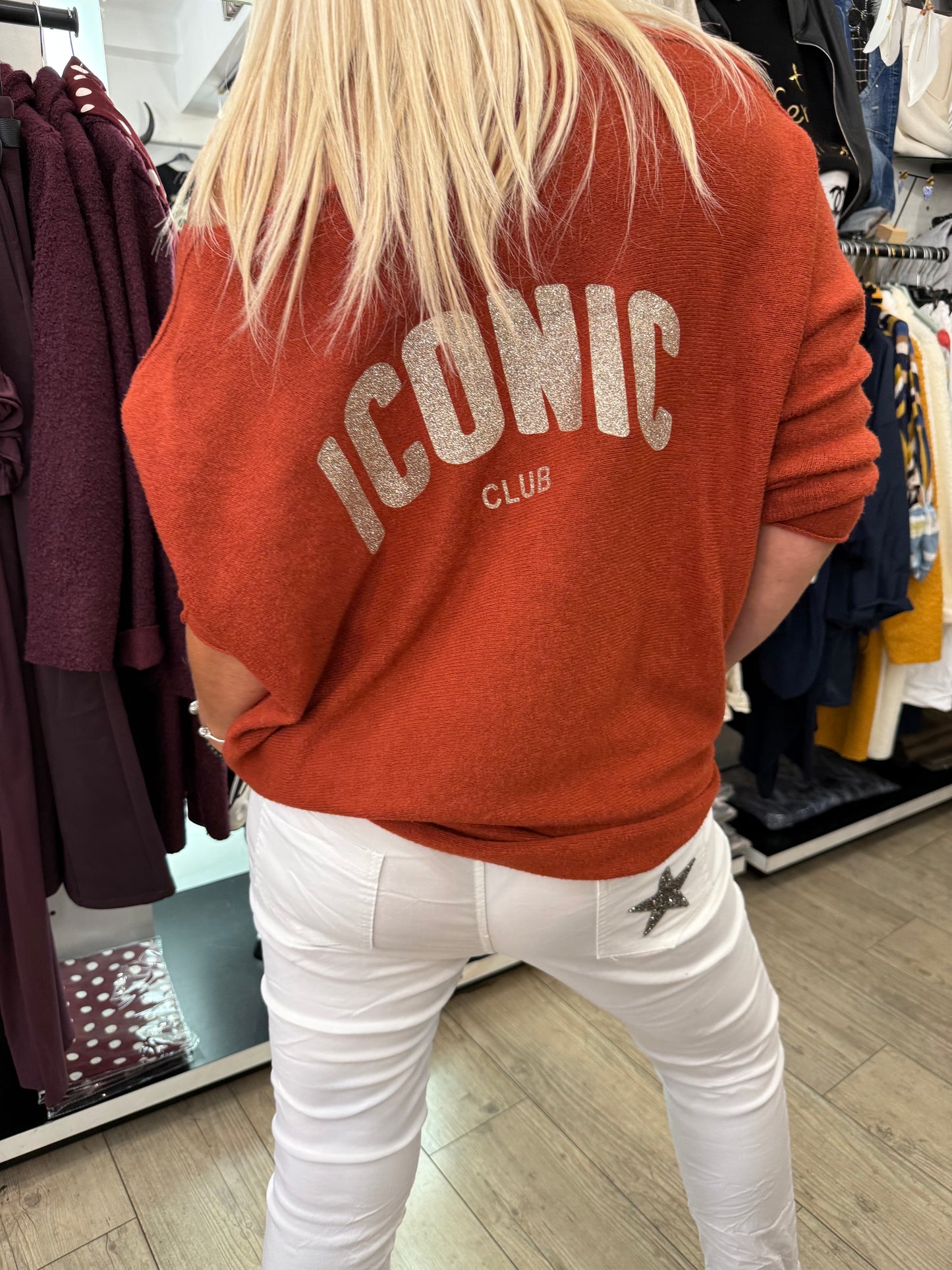 Pull iconic terracota