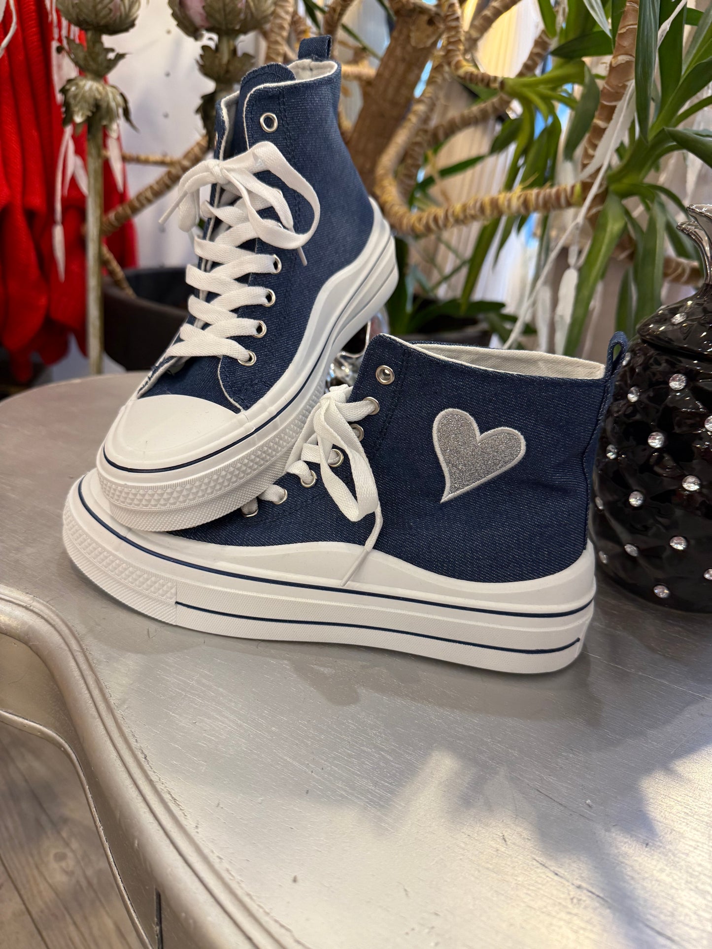 Baskets navy cœur argent