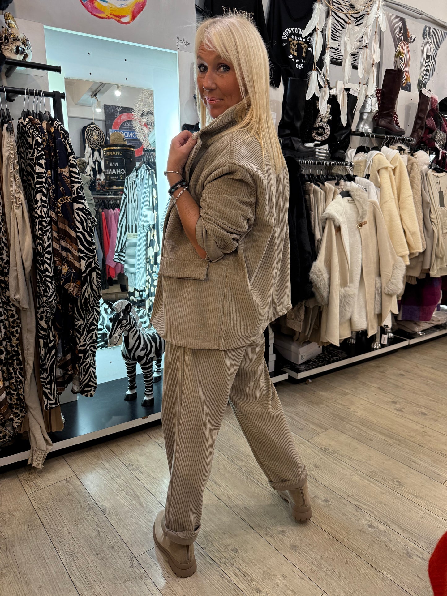 Pantalon velours taupe gde taille