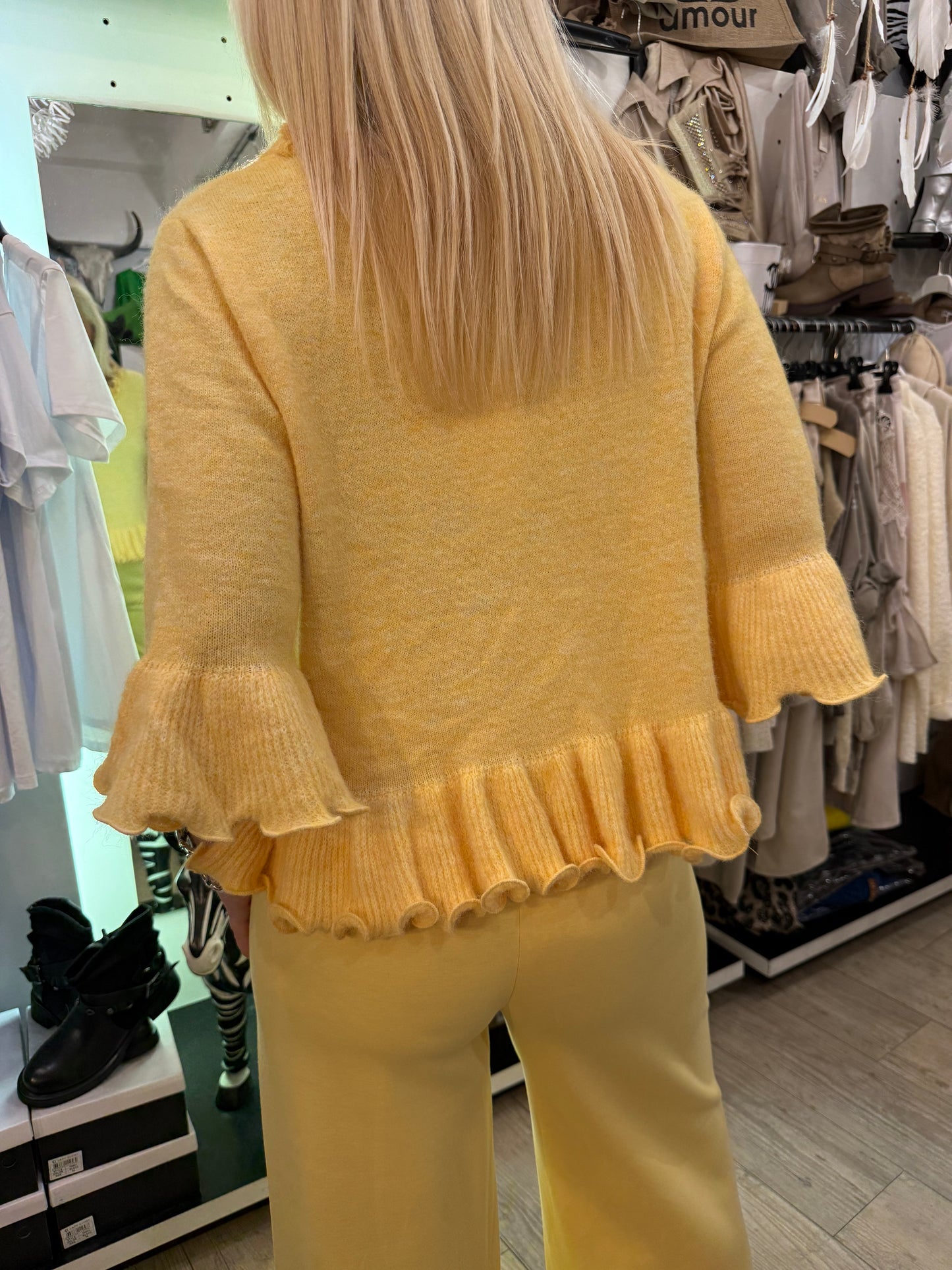 Pull Lovena jaune