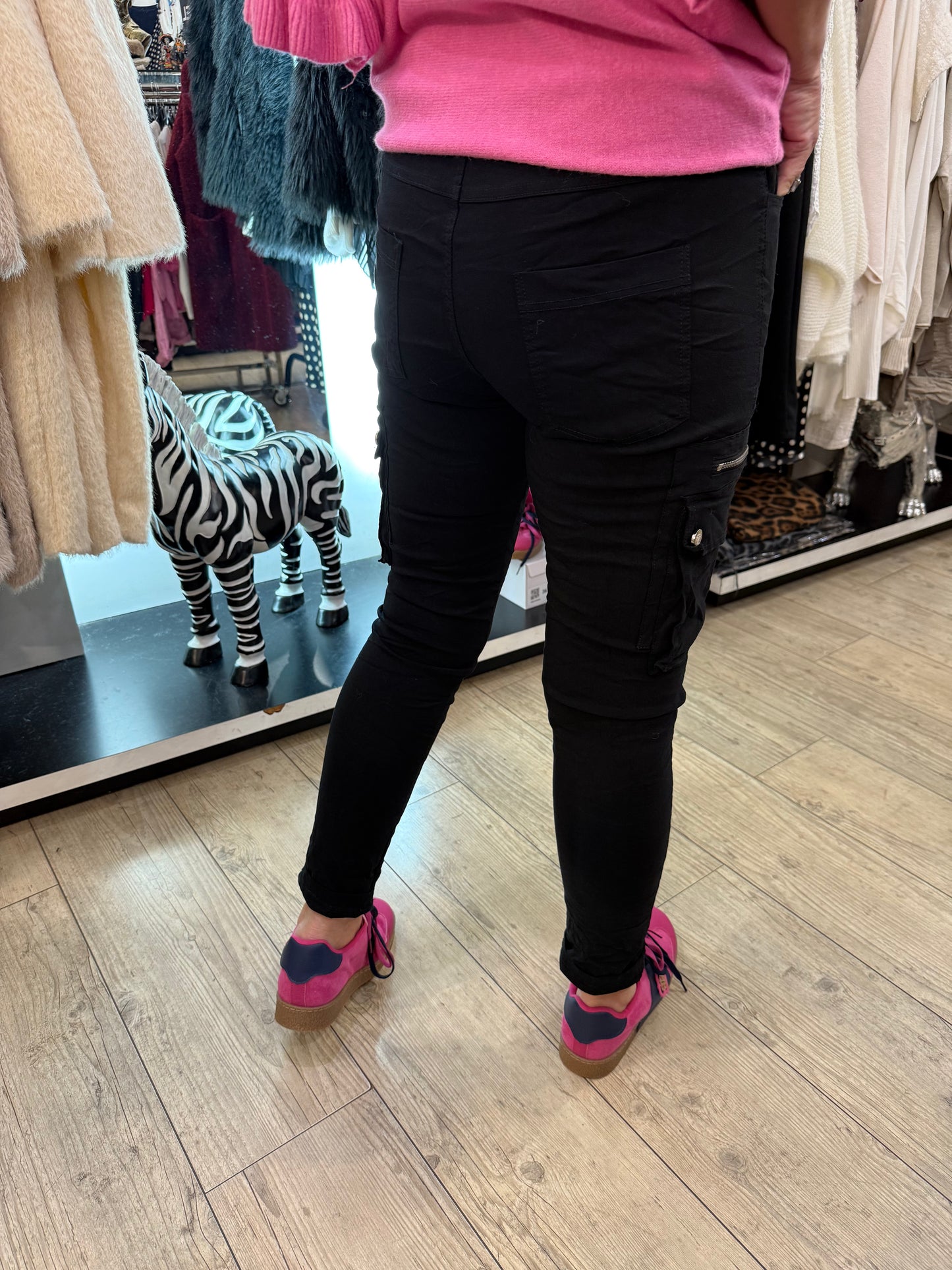 Pantalon magique cargo noir