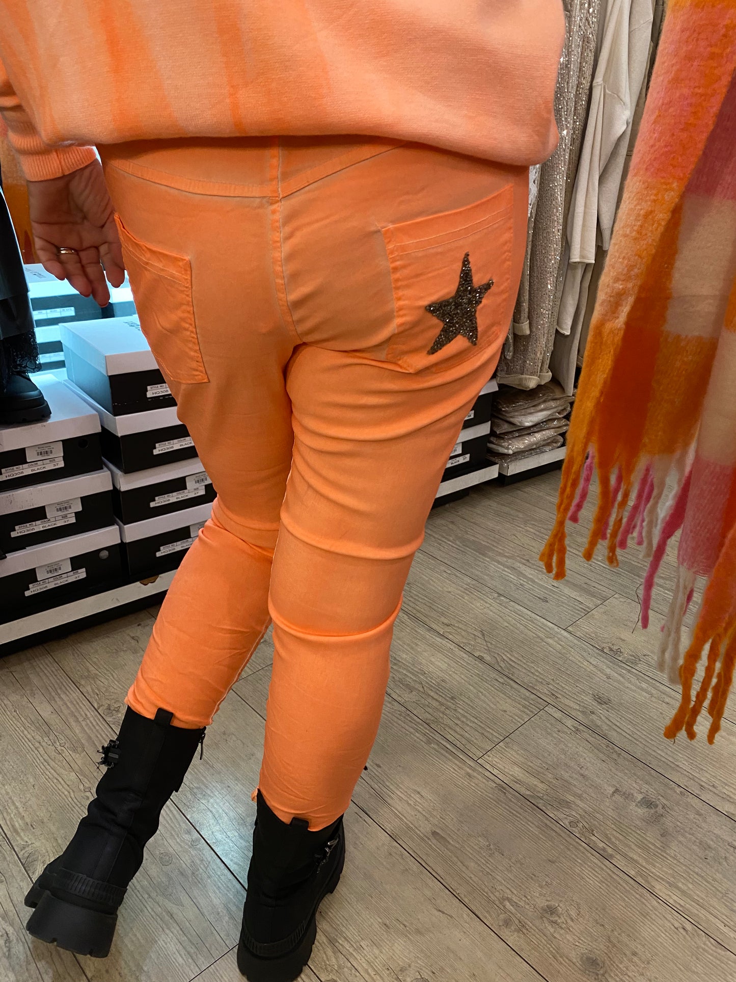 Pantalon magique orange fluo