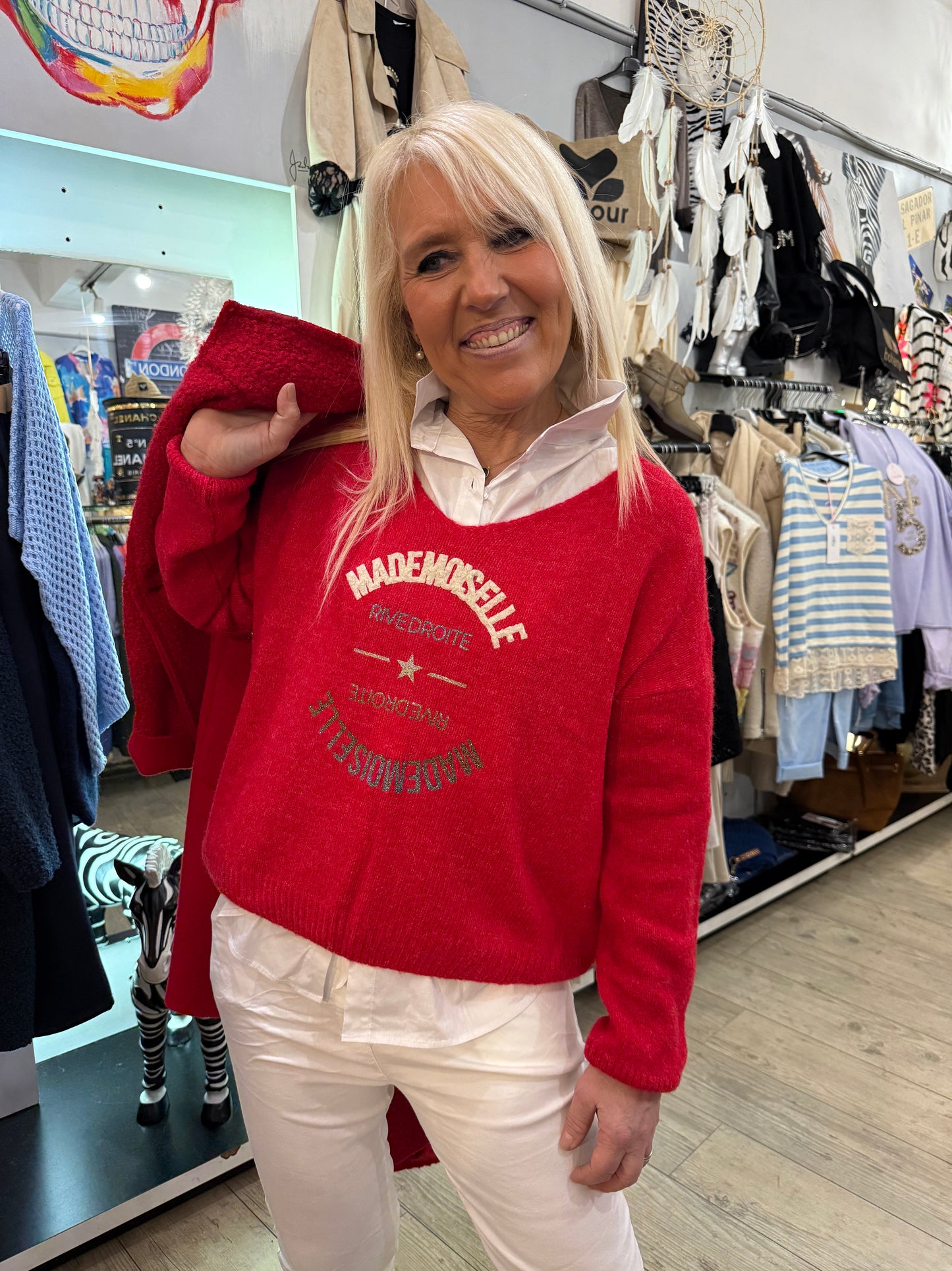 Pull mademoiselle rouge