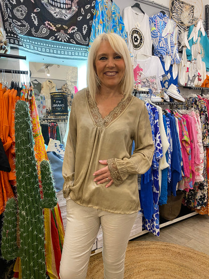 Top dentelle beige foncé