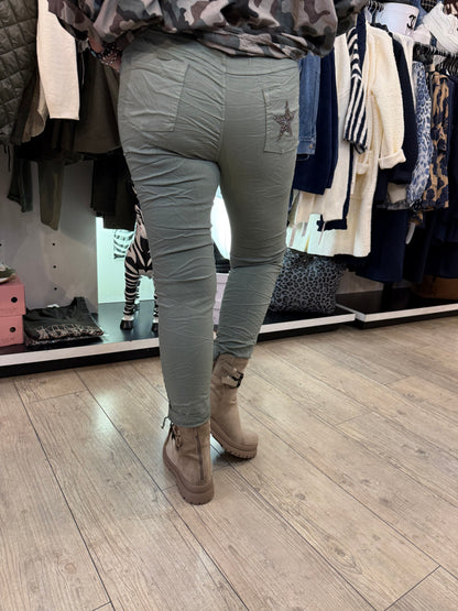 Pantalon magique kaki