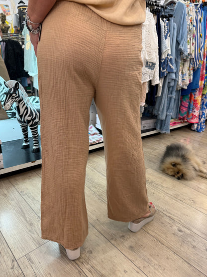 Pantalon gaz de coton camél