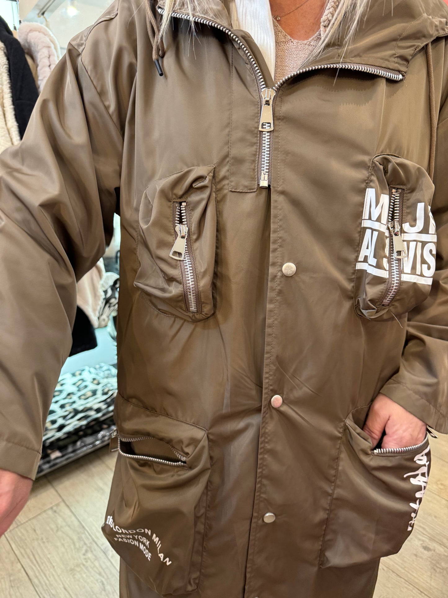 Imper graffiti beige