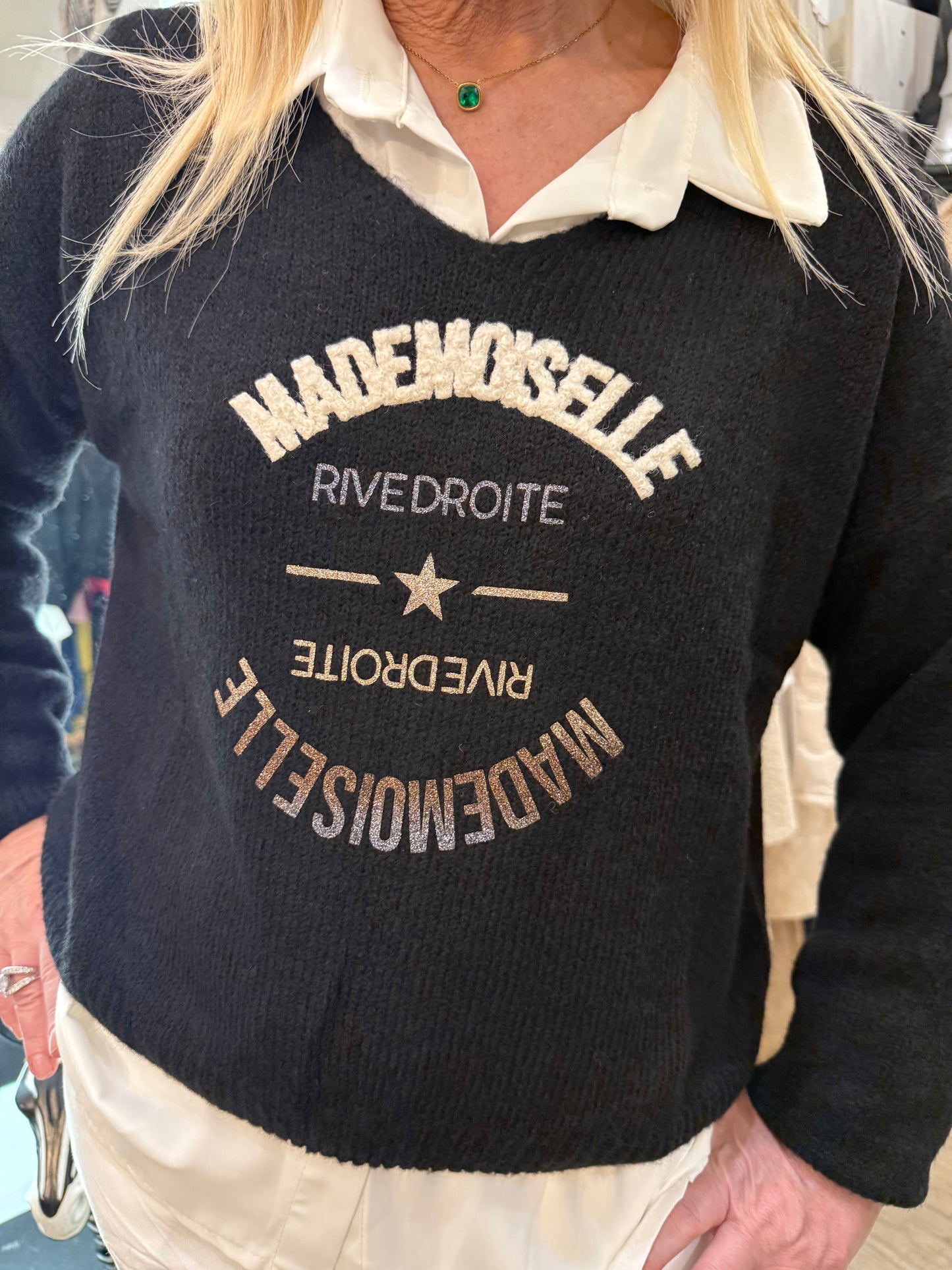 Pull mademoiselle noir