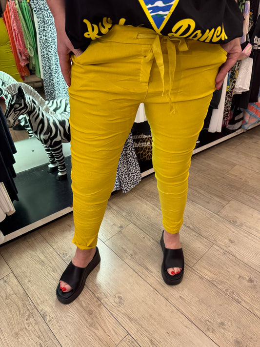 Pantalon magique safran
