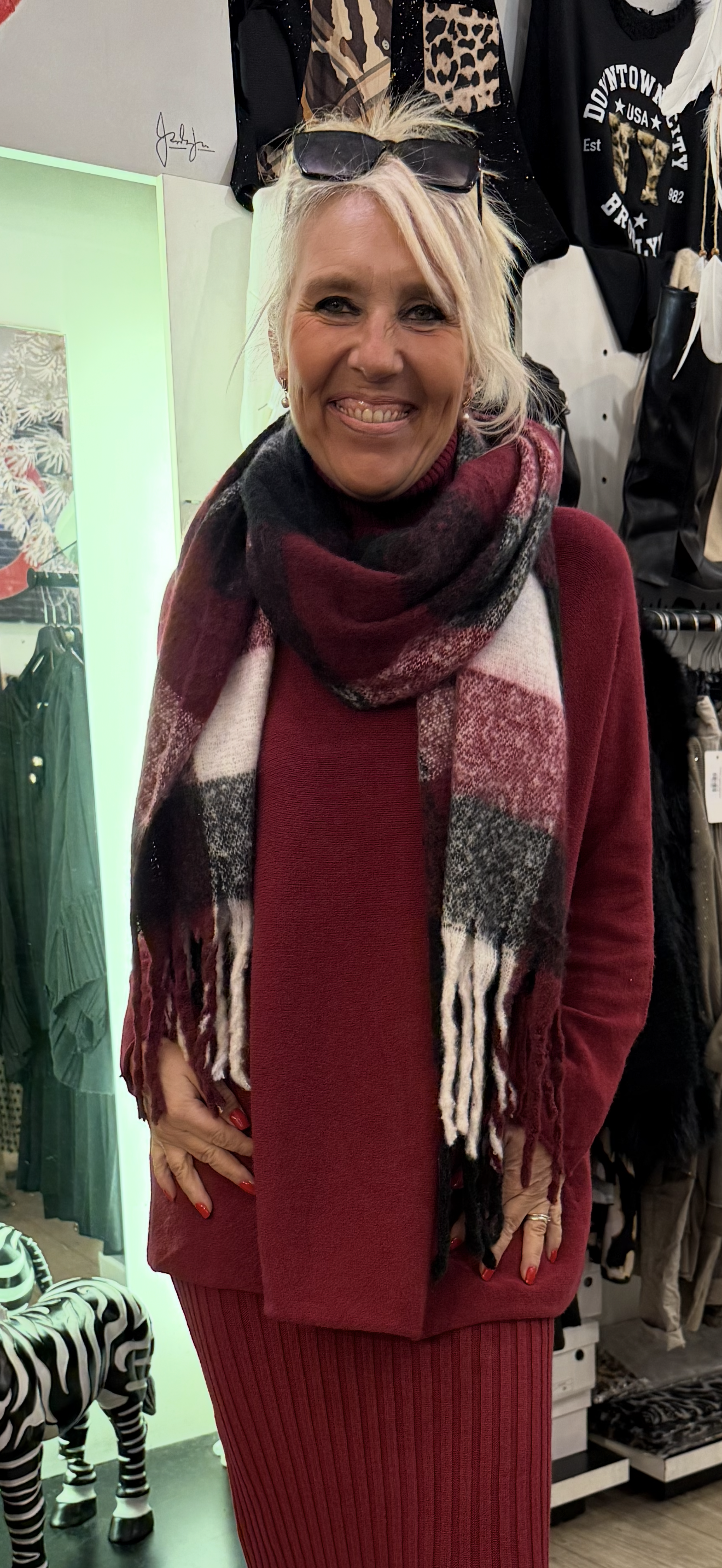 Écharpe franges carreaux bordeaux