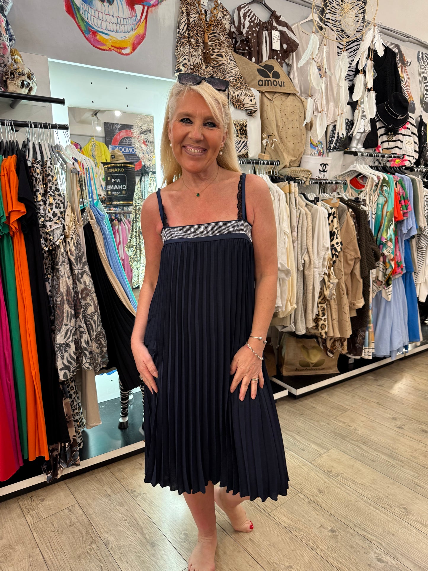 Robe plissée strass marine