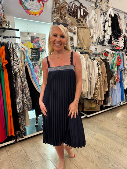 Robe plissée strass marine