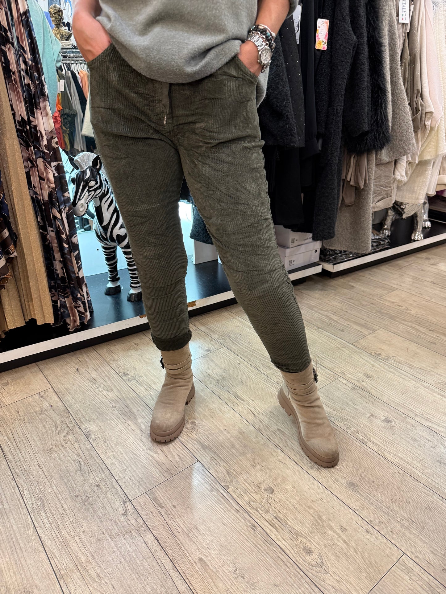 Pantalon magique velours kaki