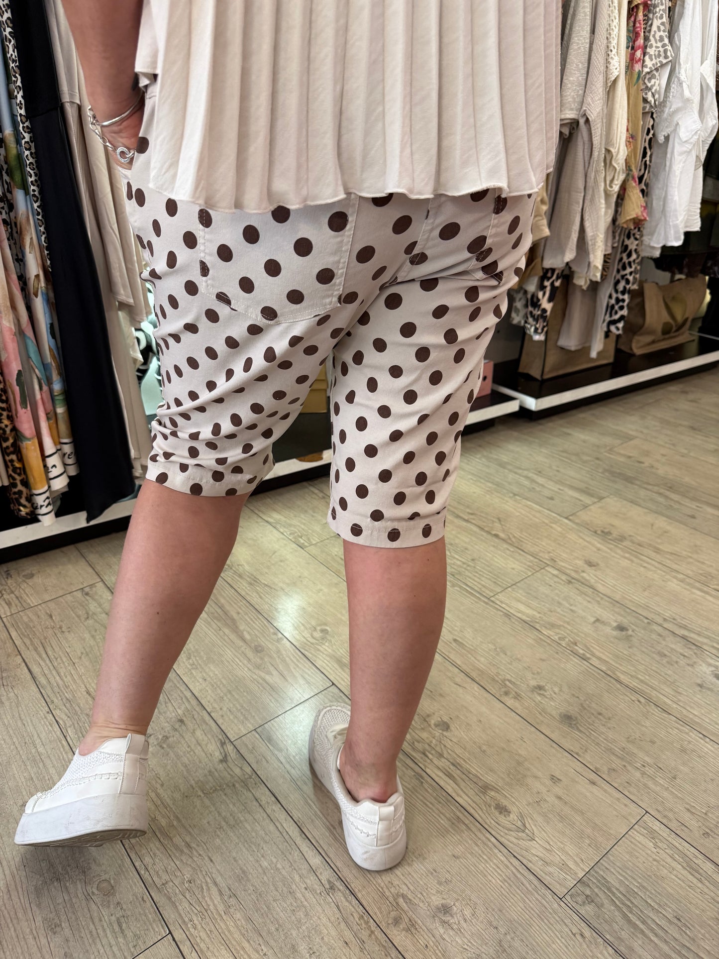 Bermuda beige pois choco