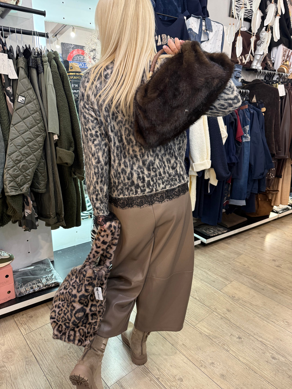 Pull Léo dentelle
