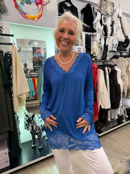 Top dentelle gde taille bleu