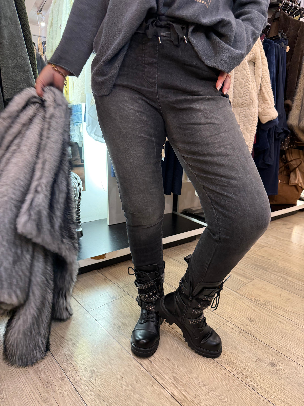 Pantalon jean magique gris