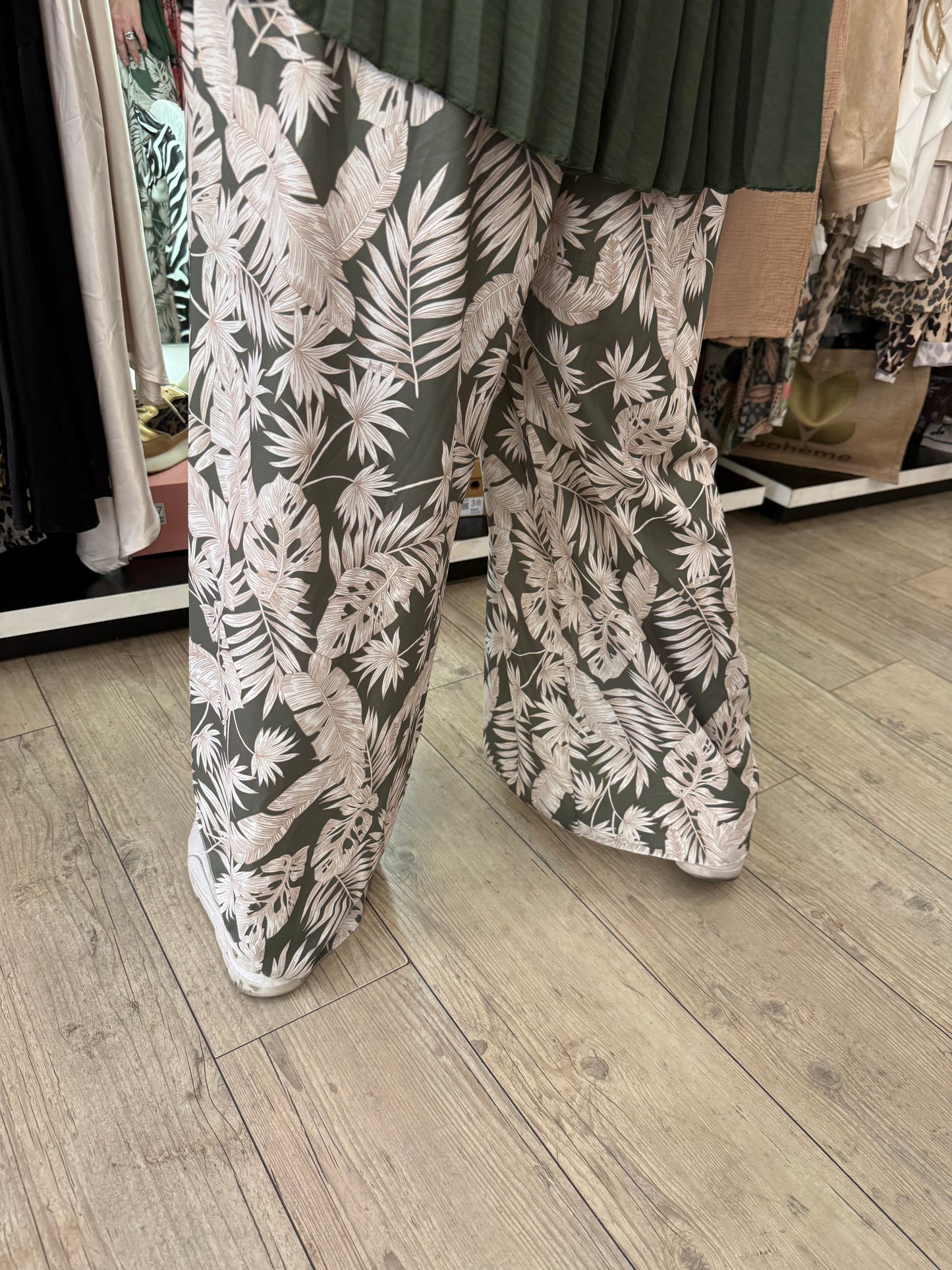 Pantalon porte feuille kaki