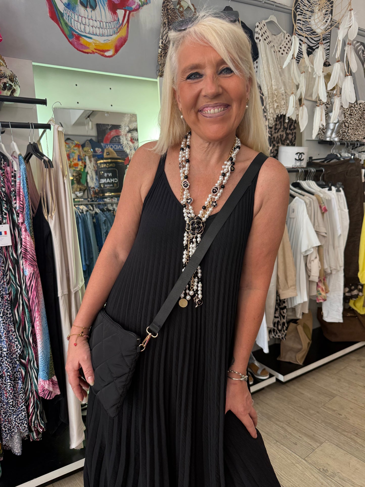 Robe plissée noire