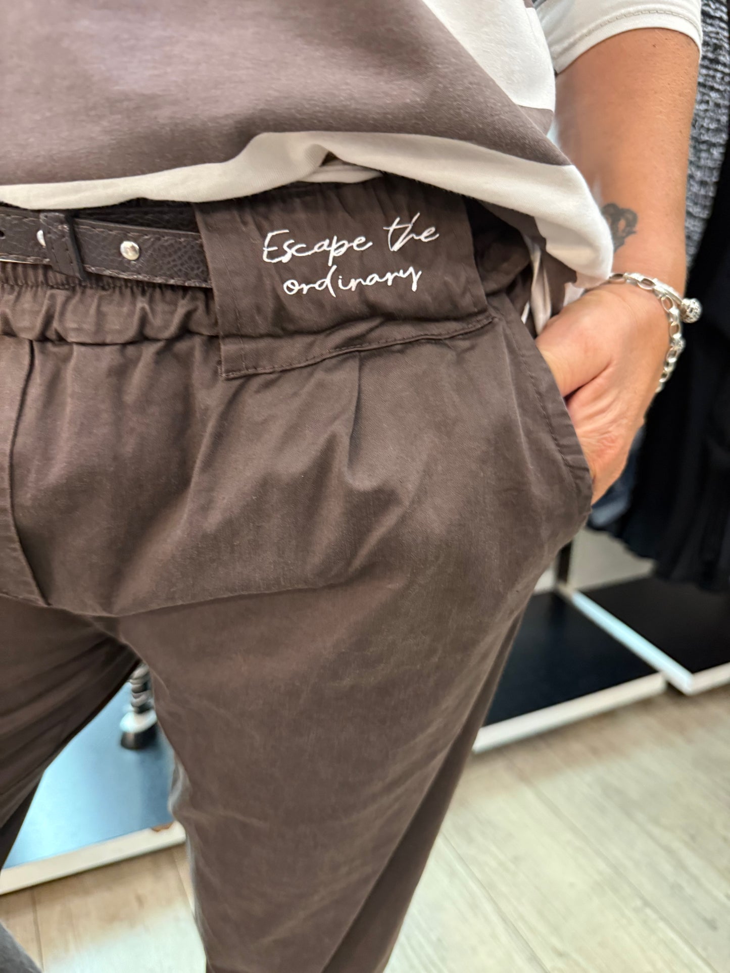 Pantalon escape choco