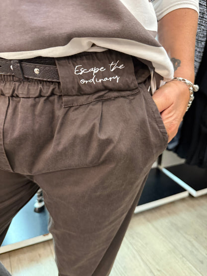 Pantalon escape choco