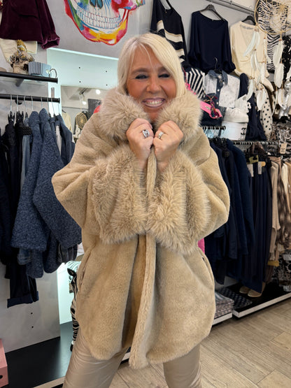 Manteau princess beige