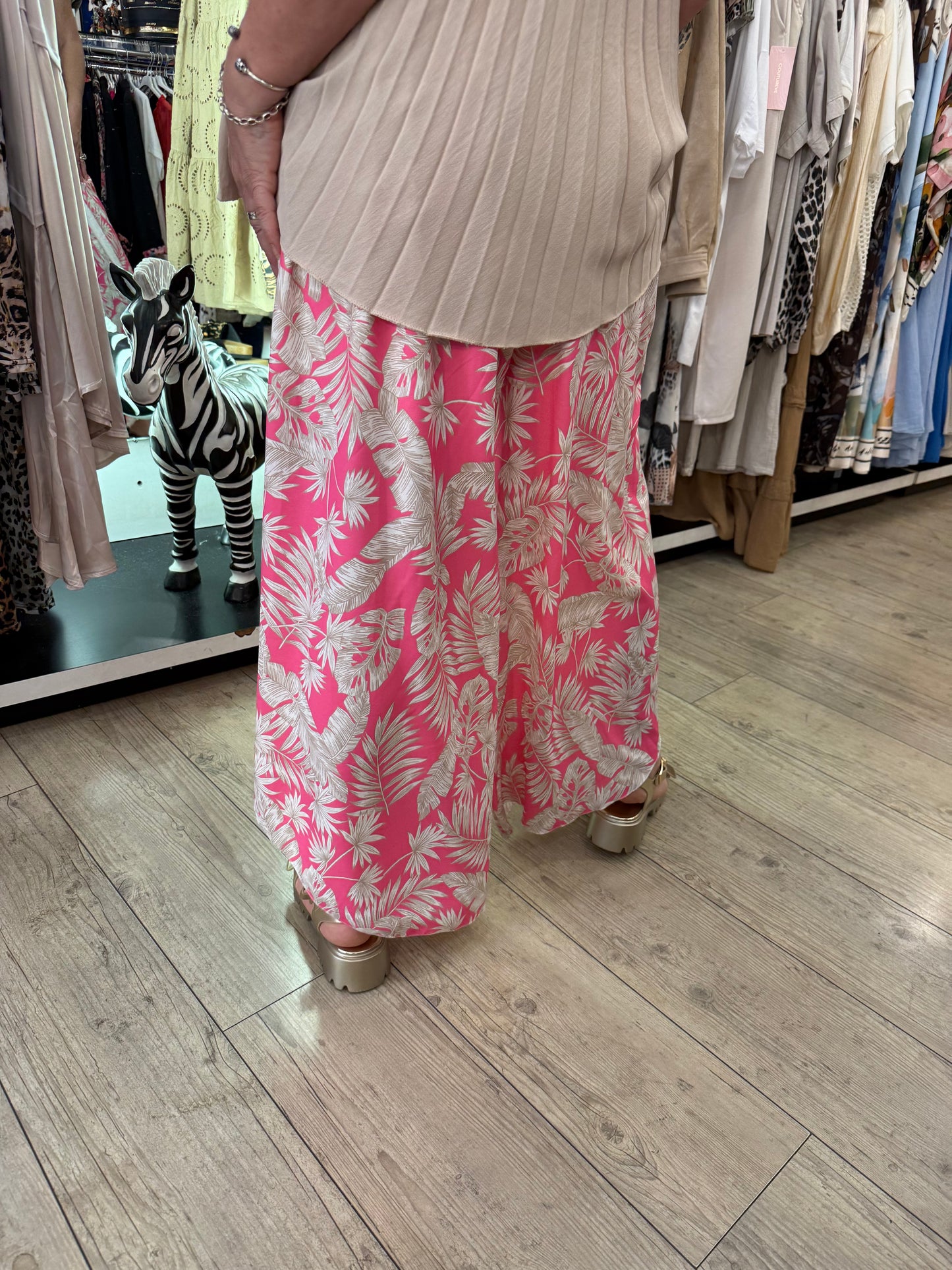 Pantalon porte feuille rose