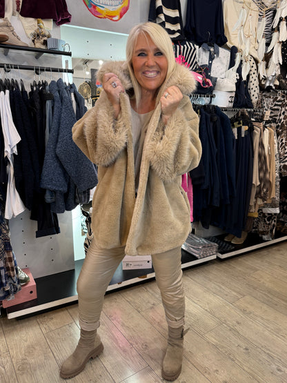 Manteau princess beige