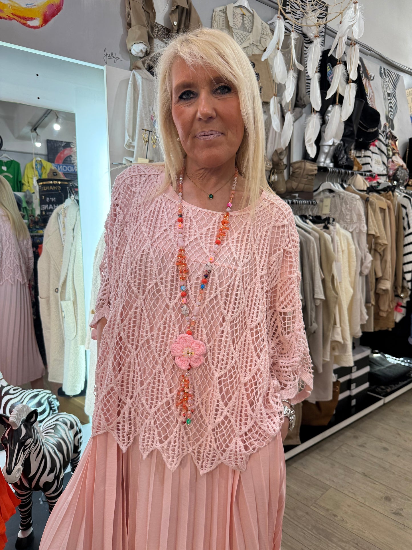 Pull macramé rose