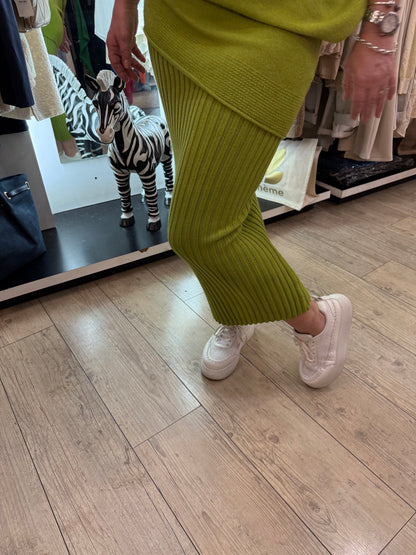 Jupe crayon vert olive