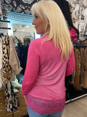 Top dentelle rose fluo