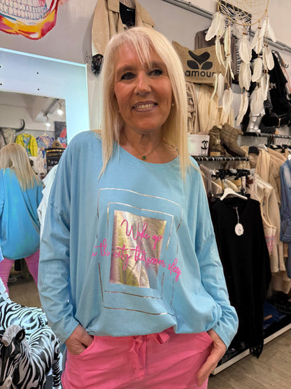 T shirt wake-up