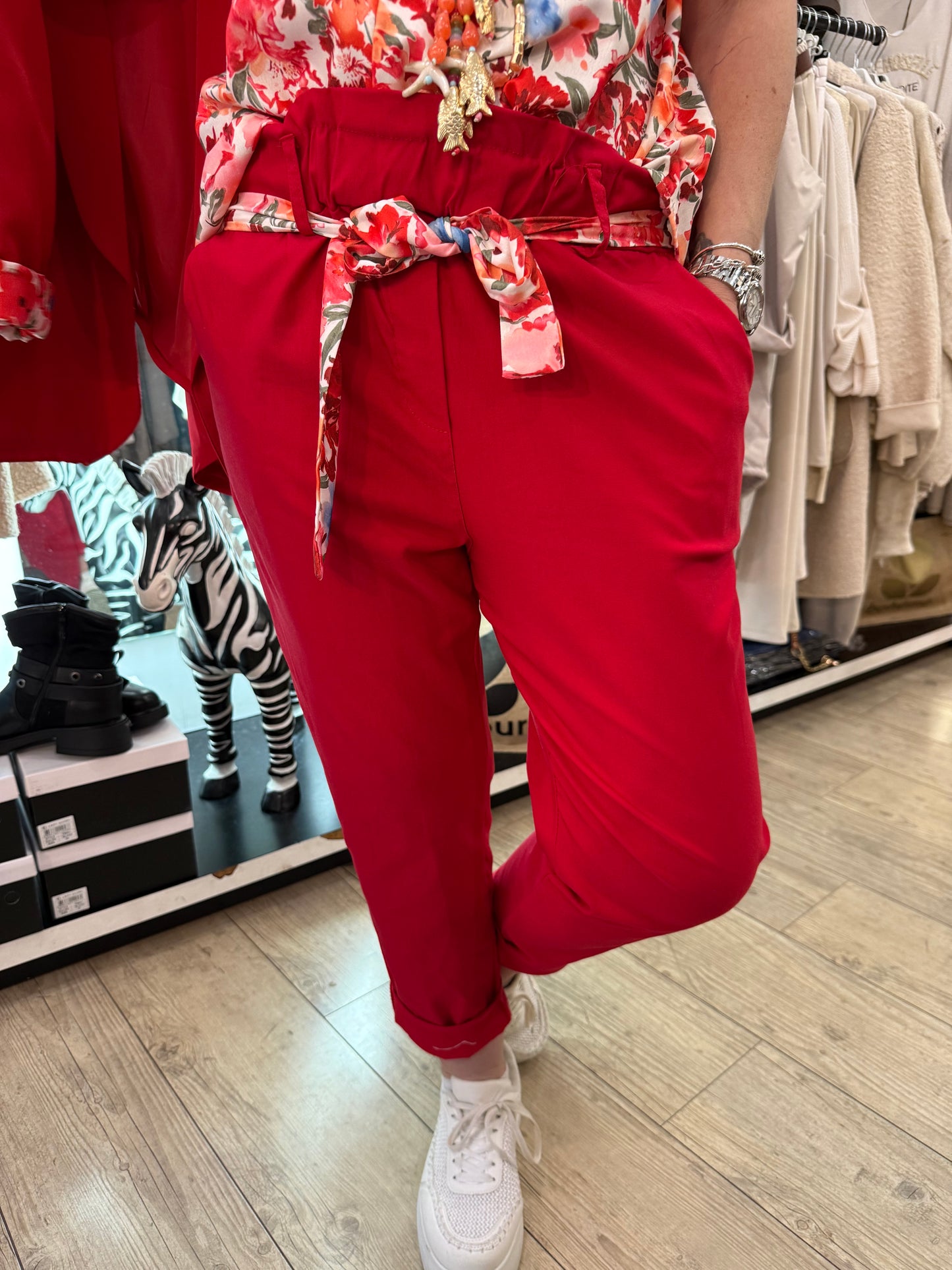 Pantalon magique Émilie rouge