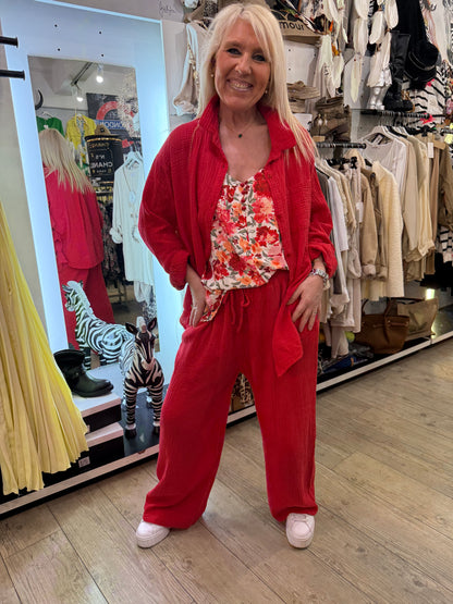 Pantalon gaz de coton rouge