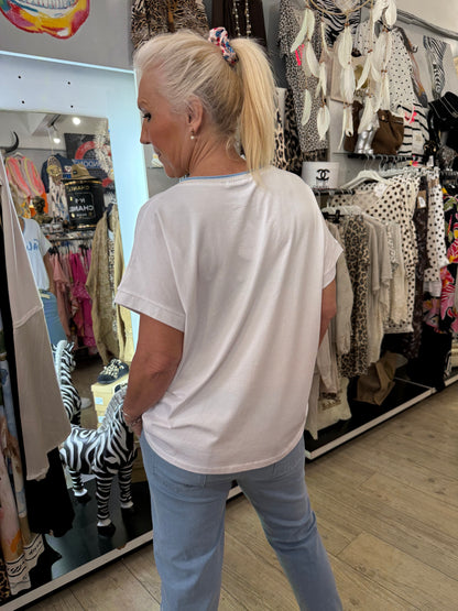 T shirt salut