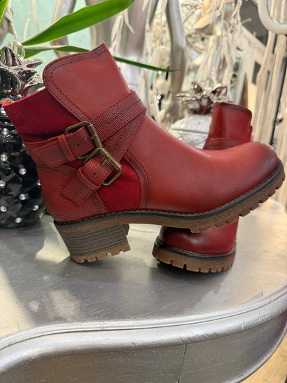 Boots rouge
