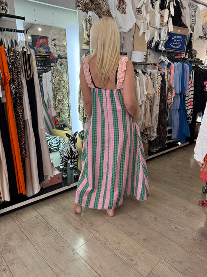 Robe Dubai