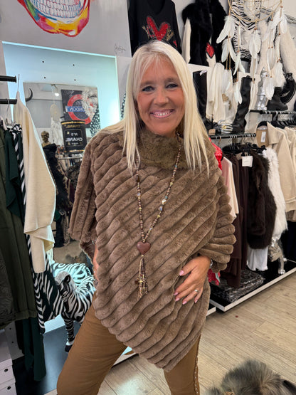 Poncho fourrure camel