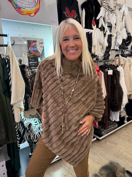 Poncho fourrure camel