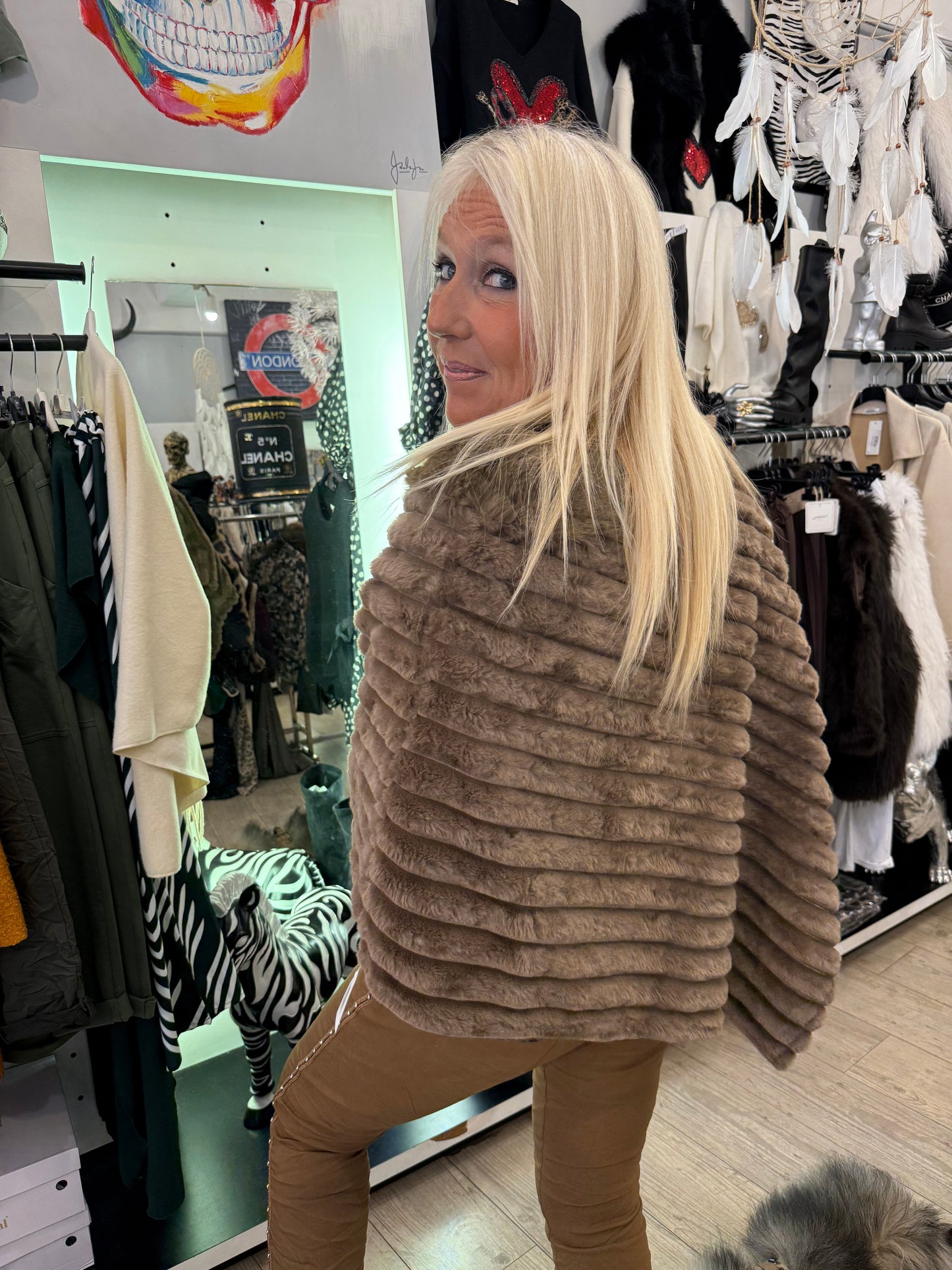 Poncho fourrure camel