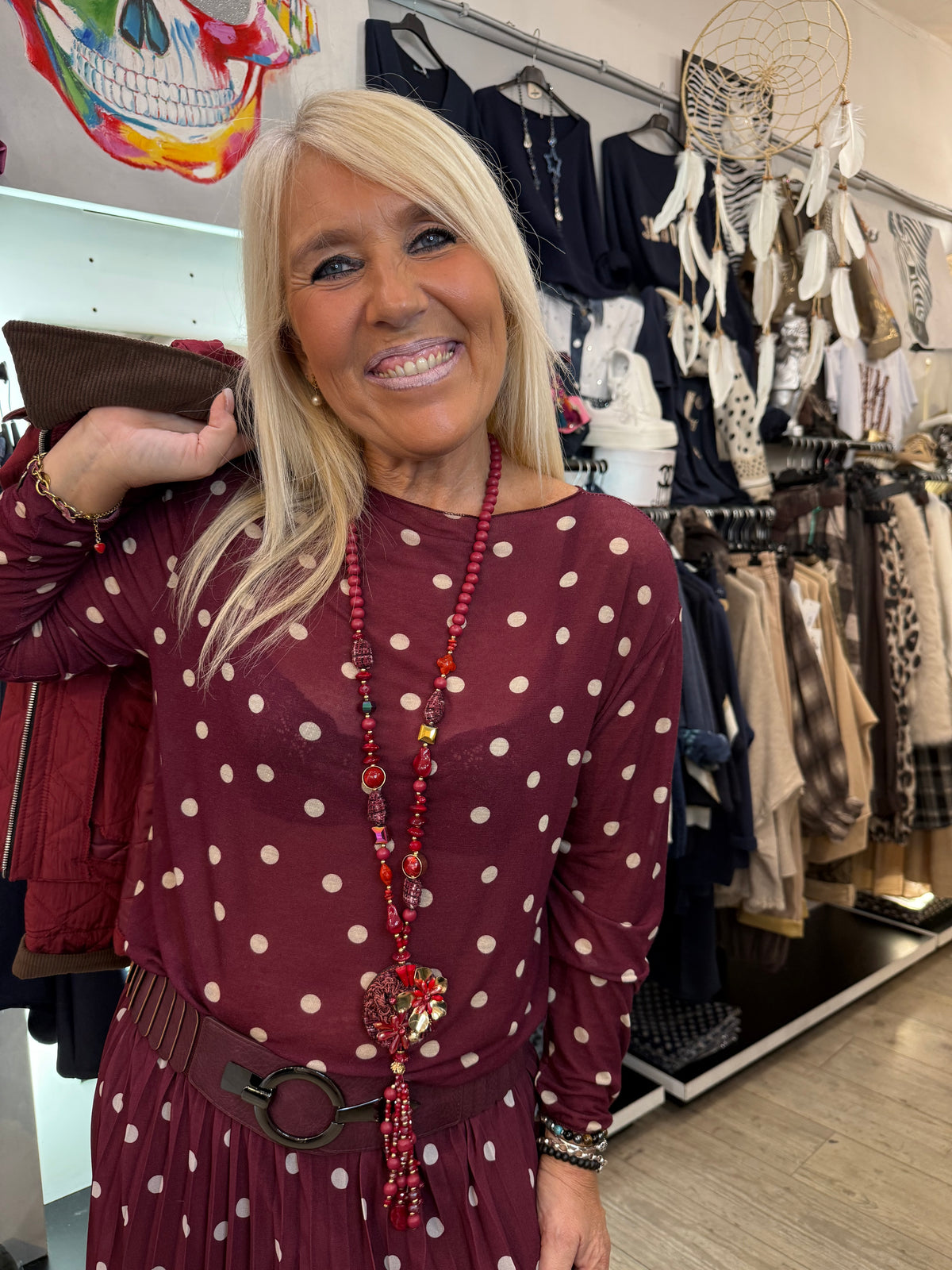 Pull pois bordeaux